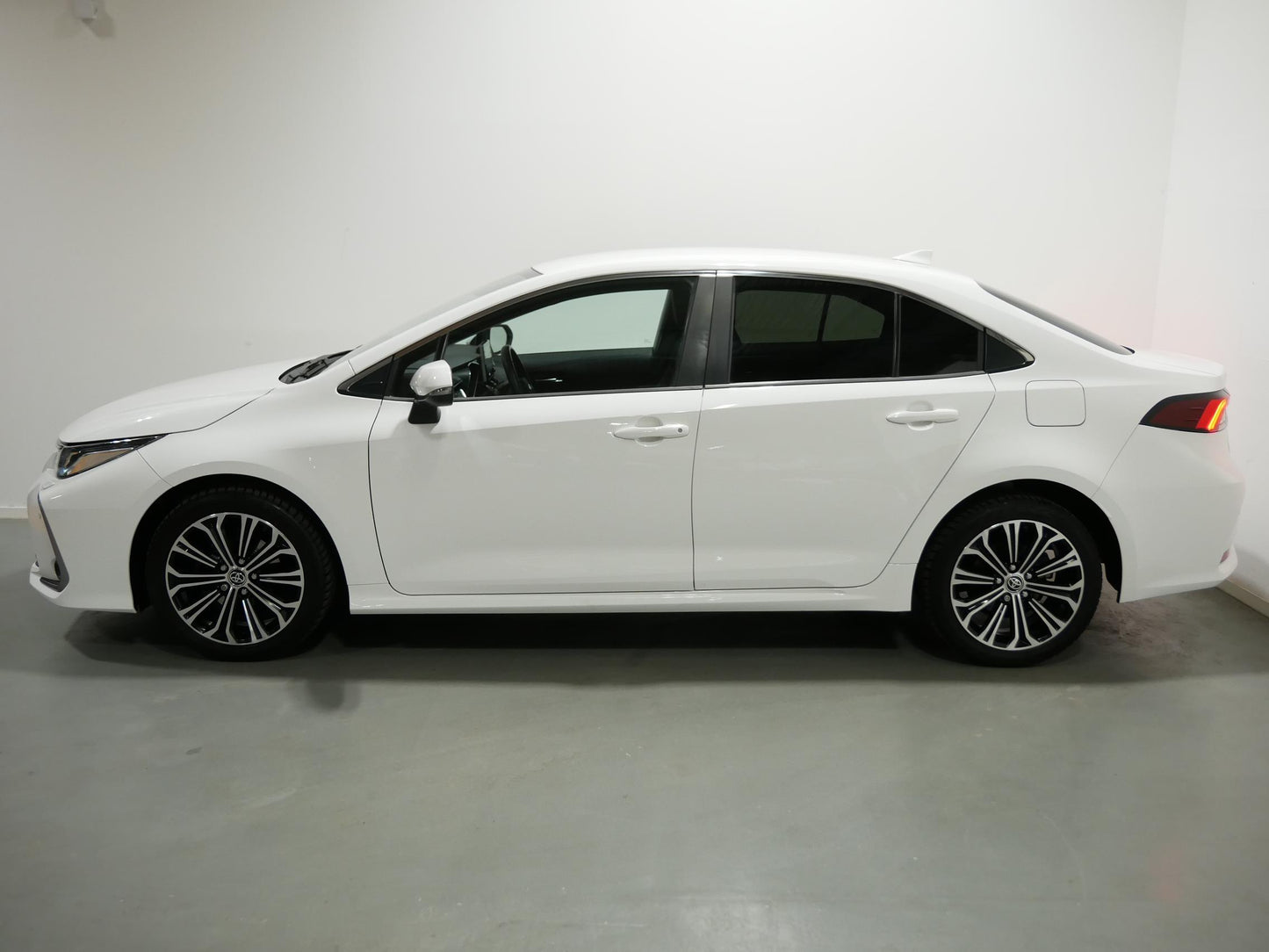 Toyota Corolla 1.6i 97 kW Comfort Style Tech