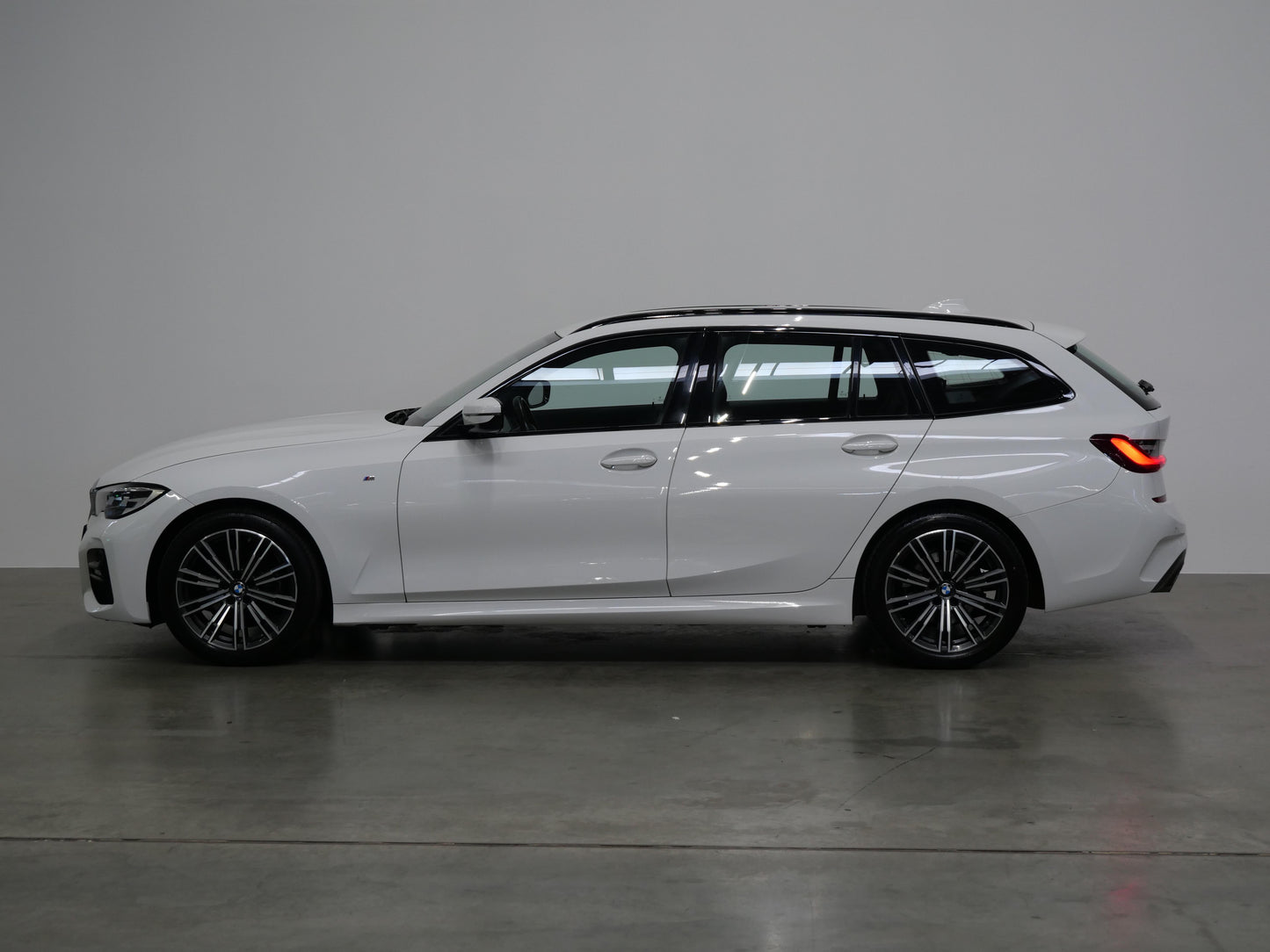 BMW Řada 3 320d 140 kW xDrive M paket