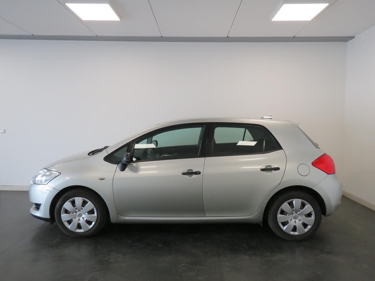 Toyota Auris 1.6 VVT-i 91 kW