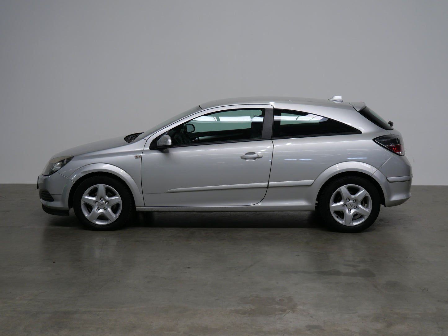 Opel Astra 1.4 i 66 kW GTC