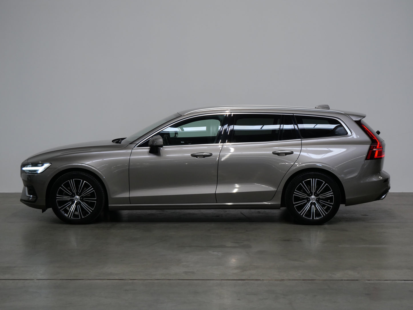 Volvo V60 2.0 B3 140 kW Inscription