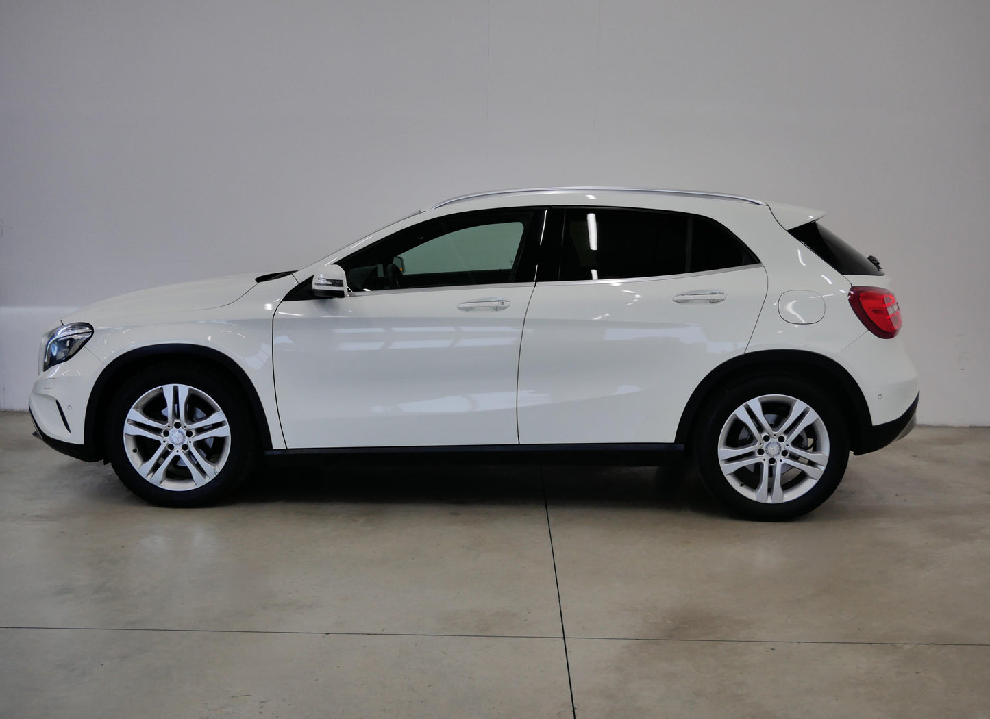 Mercedes-Benz GLA 200d 100 kW 4MATIC Urban
