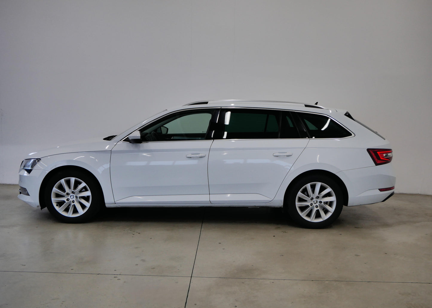 Škoda Superb 1.6 TDI 88 kW Ambition
