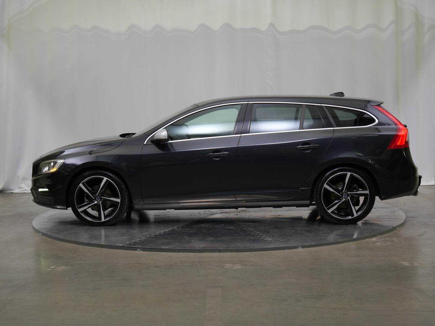 Volvo V60 D4 133 kW Drive-E Summum