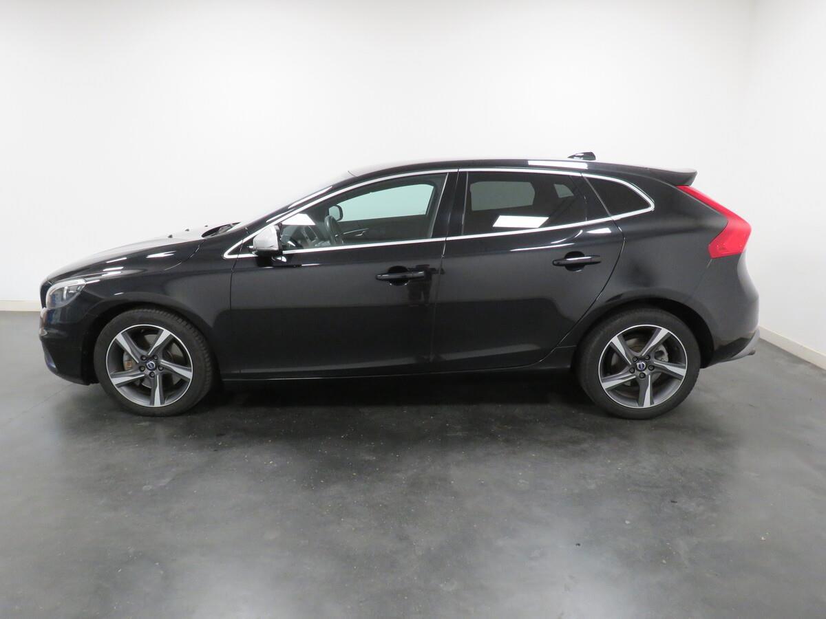 Volvo V40 2.0 D3 150kW R-Design Momentum
