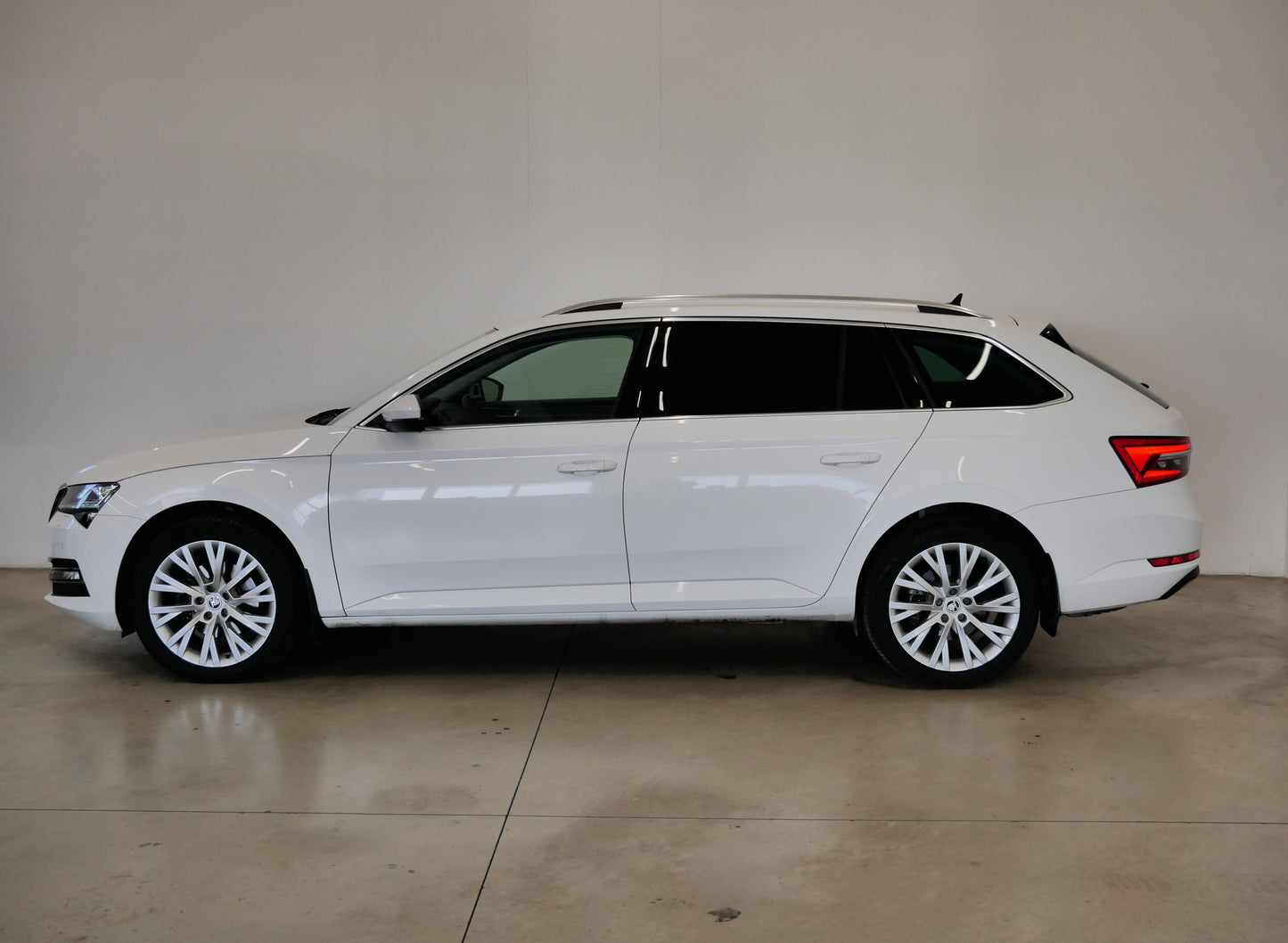 Škoda Superb 2.0 TDI 140 kW Style Business