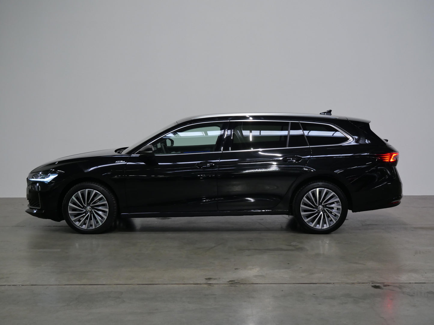 Škoda Superb 2.0 TDI 110 kW L&K