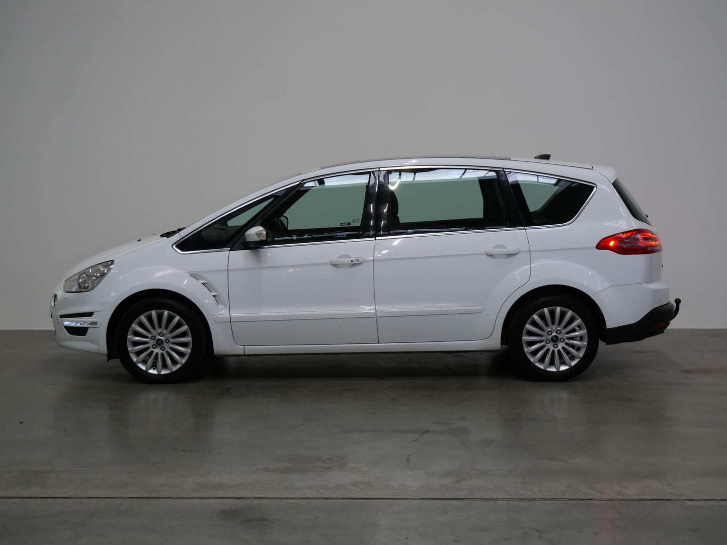 Ford S-MAX 2.0 TDCI 103 kW Titanium