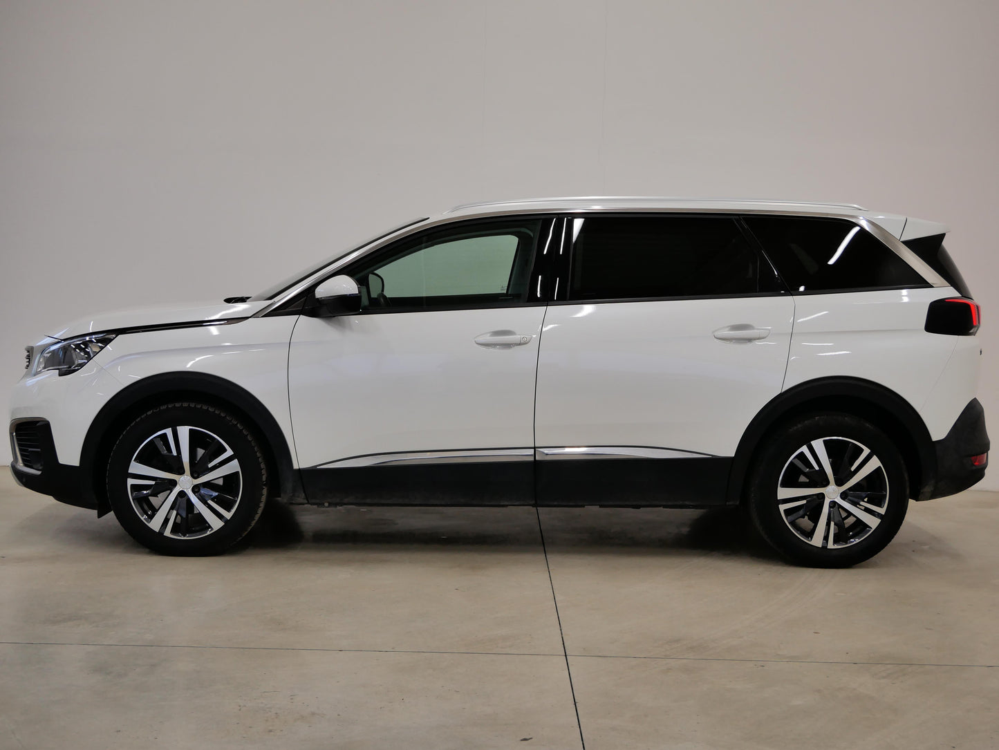 Peugeot 5008 1.2 PureTech 96kW 7 míst