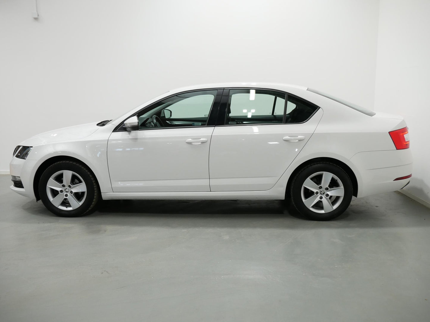 Škoda Octavia 1.6 TDI 85 kW Ambition