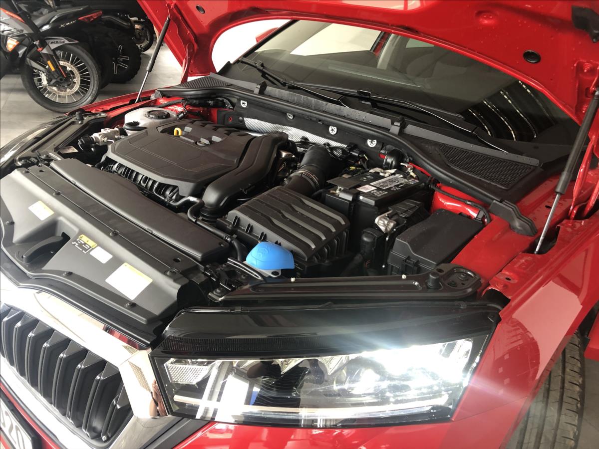 Škoda Octavia 1.5 G-TEC/96 kW/DSG/AMBI+/LED
