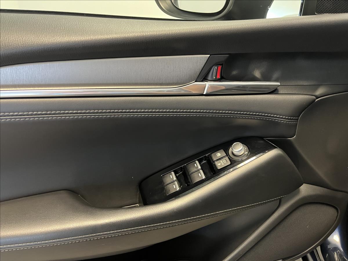 Mazda 6 2.5 Skyactiv-G Revolution