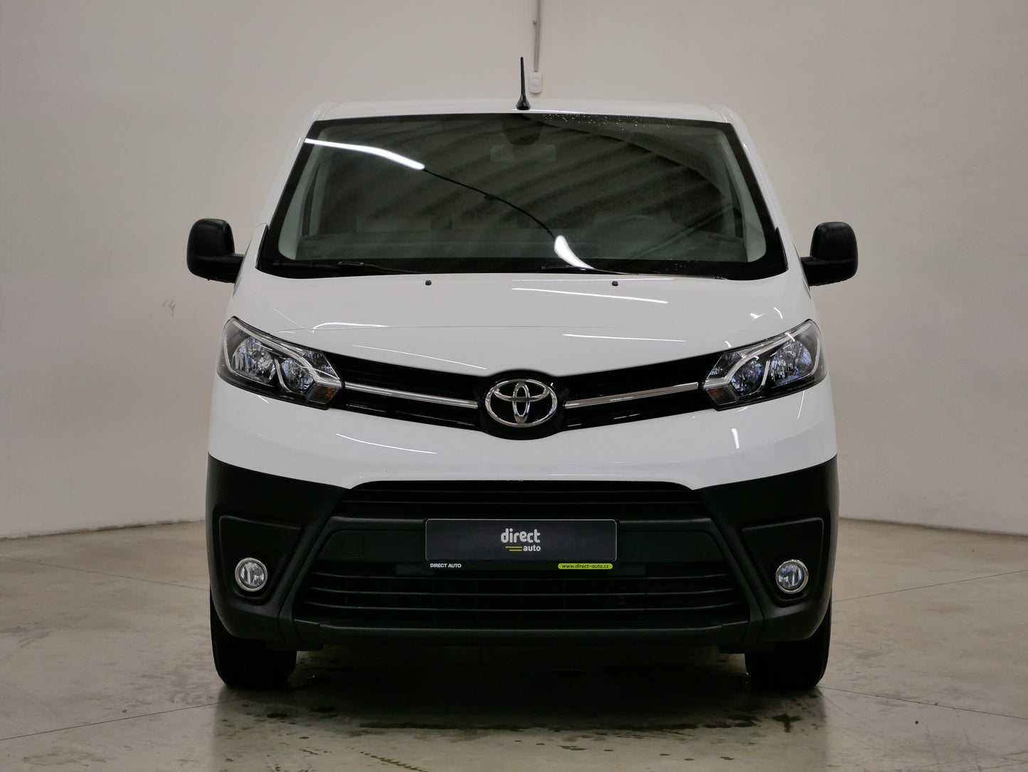 Toyota Proace 2.0 D-4D L3H1 6 míst