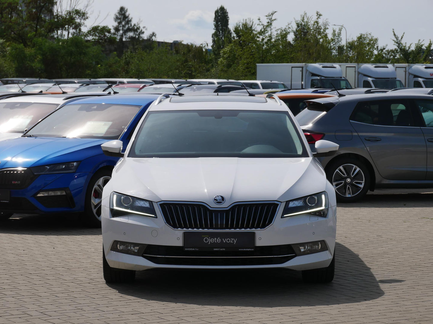 Škoda Superb 2.0 TDI 110 kW STYLE