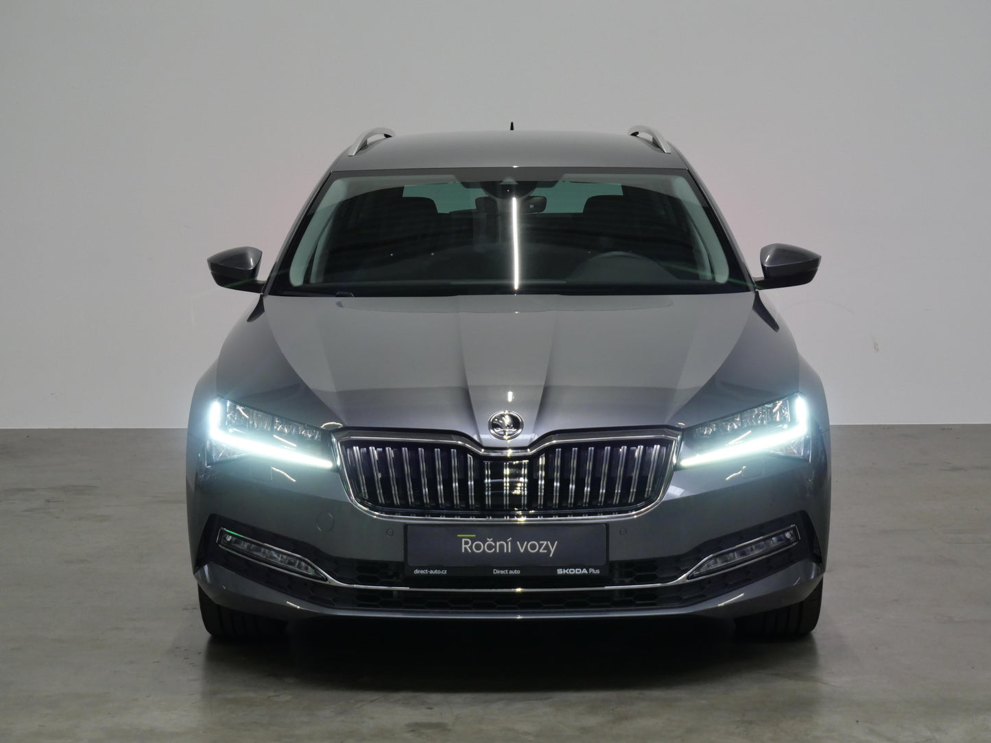 Škoda Superb 2.0 TDI 110 kW DSG Style TOP