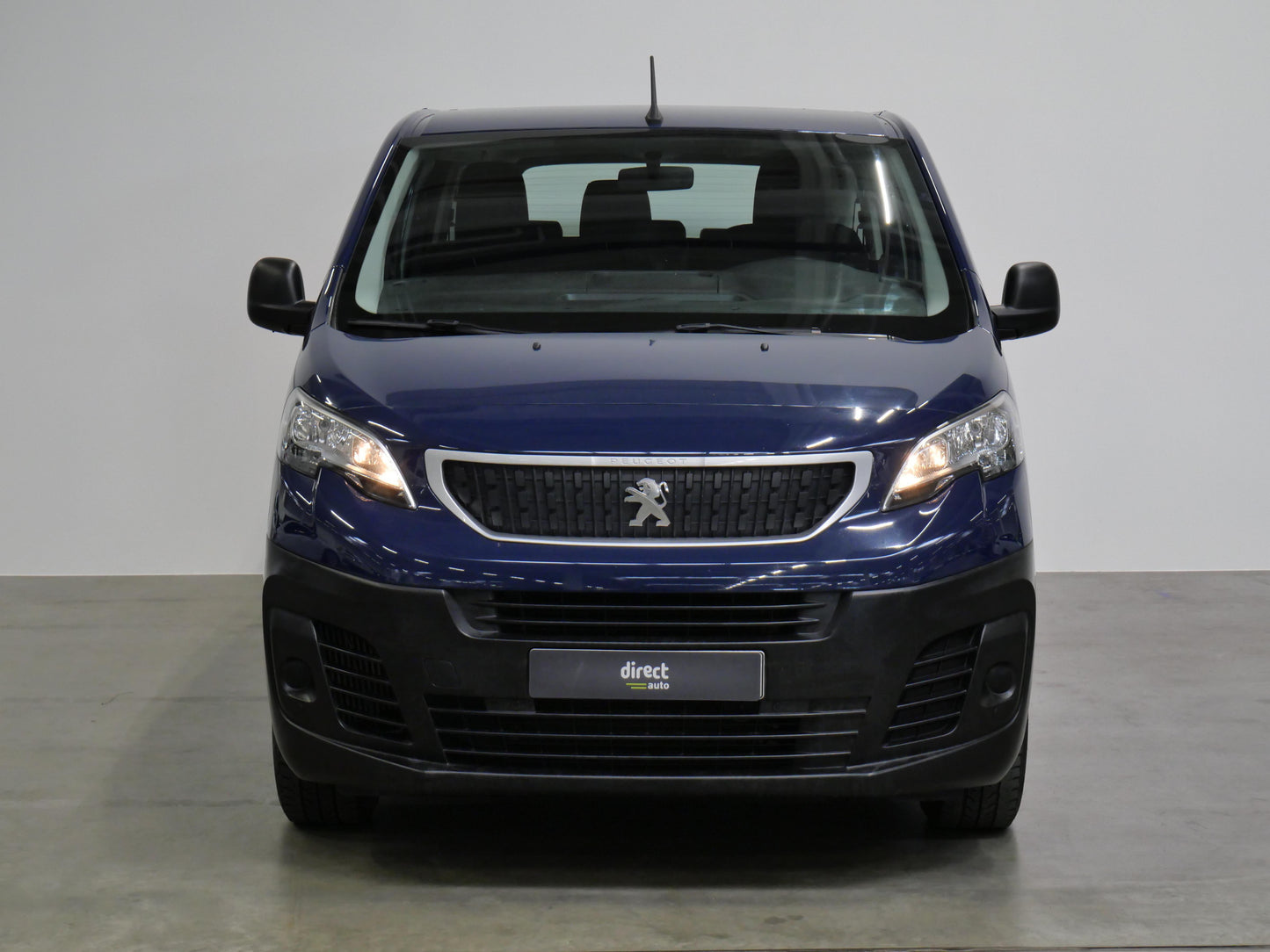 Peugeot Traveller 2.0 BlueHDI 106 kW L3 9míst
