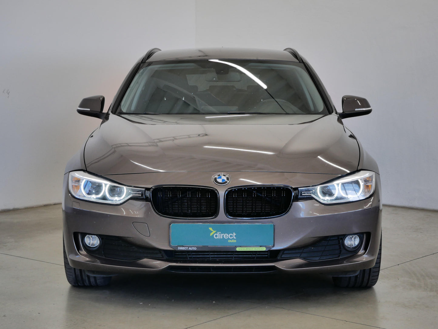 BMW Řada 3 318d 105 kW xDrive Touring