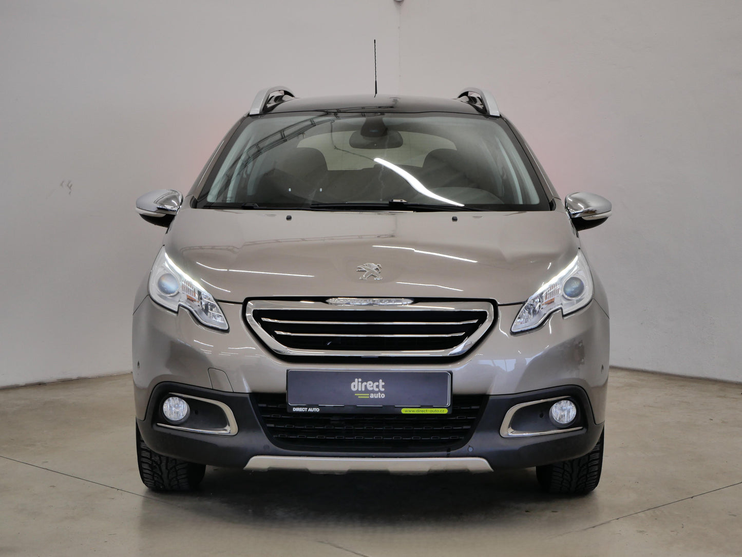 Peugeot 2008 1.2 VTI 60 kW Allure