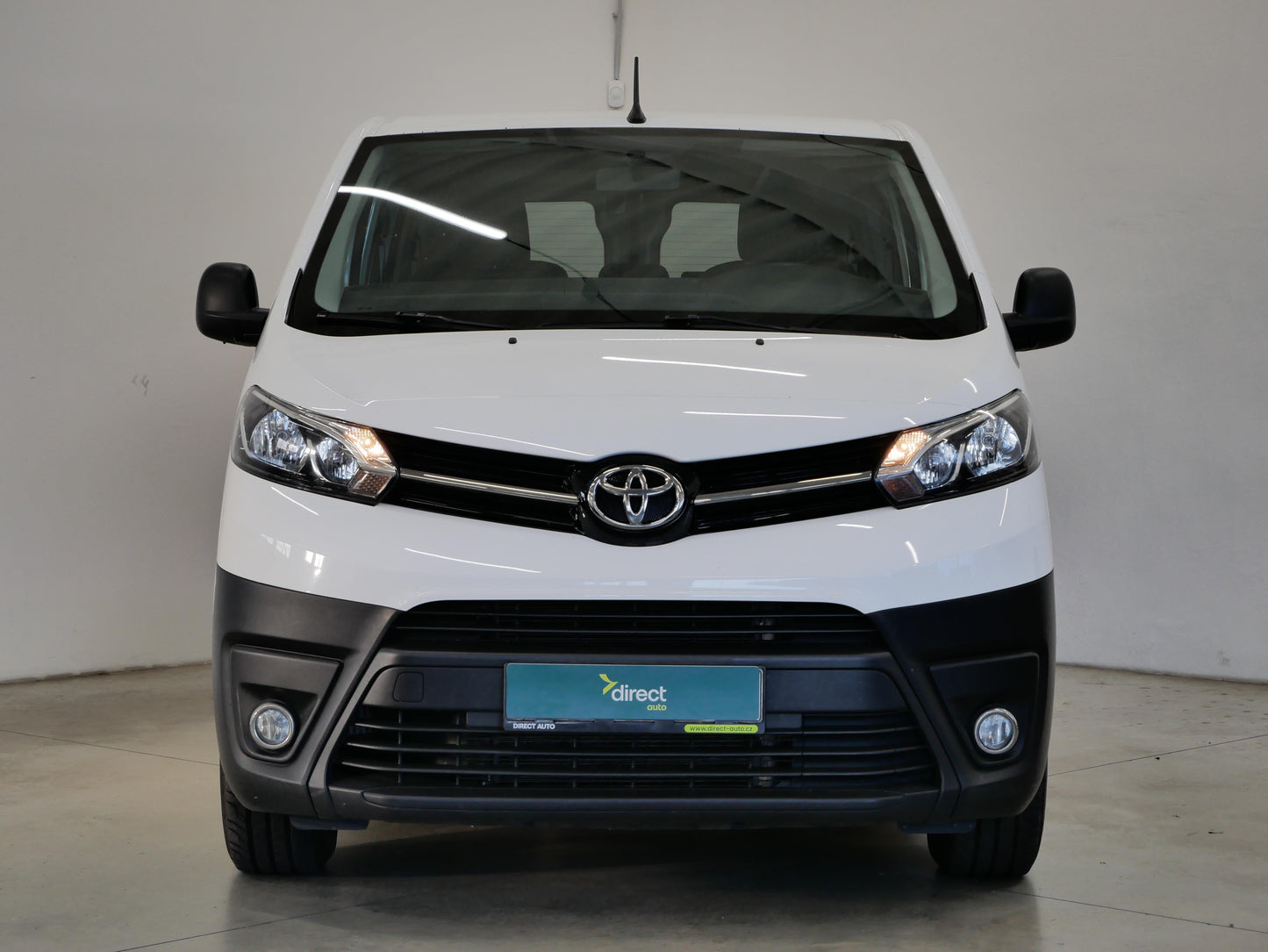 Toyota Proace 1.5 D-4D 88 kW L2 8 míst
