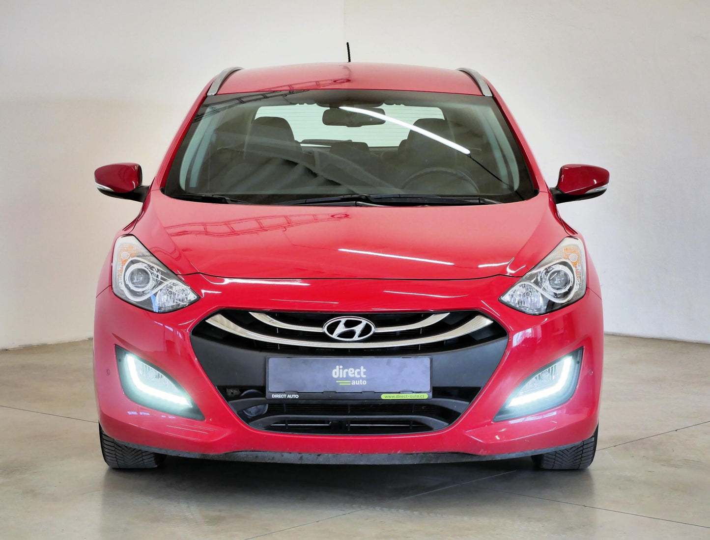Hyundai i30 1.6 GDi 99kW Trikolor