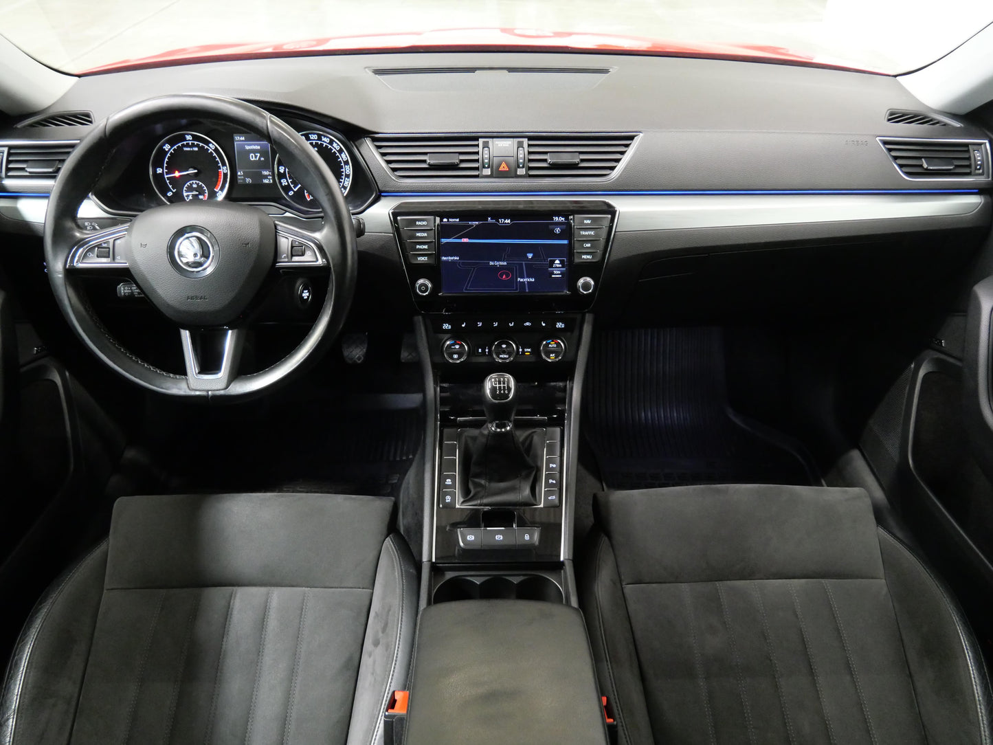 Škoda Superb 2.0 TDI 110 kW Style