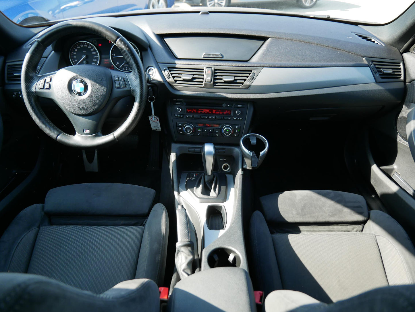 BMW X1 2.0 sDrive 18d 105 kW M paket