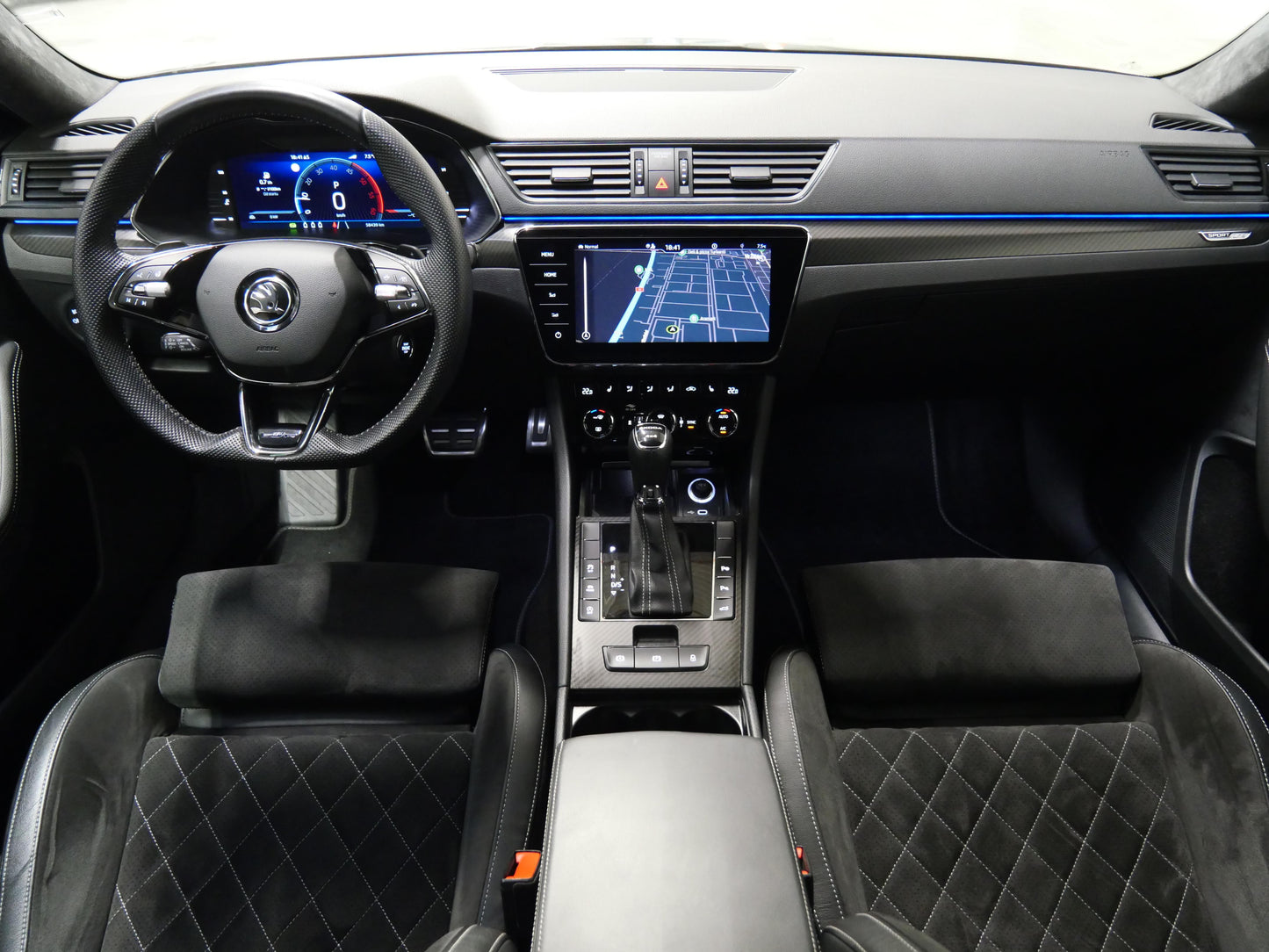 Škoda Superb 2.0 TDI 147 kW 4x4 SportLine