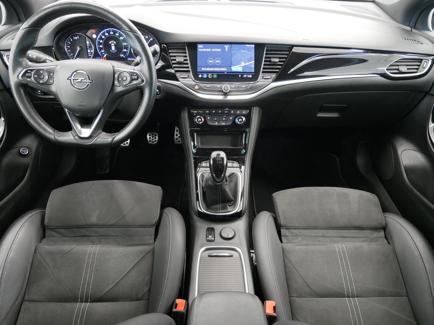 Opel Astra 1.2 Turbo 96 kW SportsTourer+