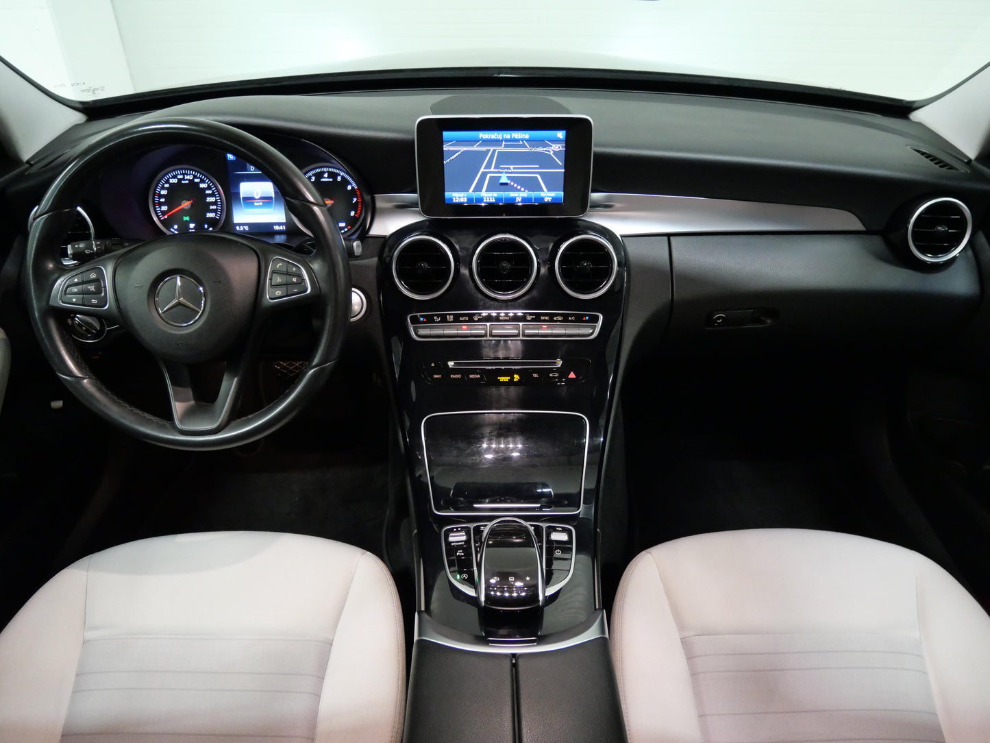 Mercedes-Benz Třídy C 250i 155 kW Avantgarde