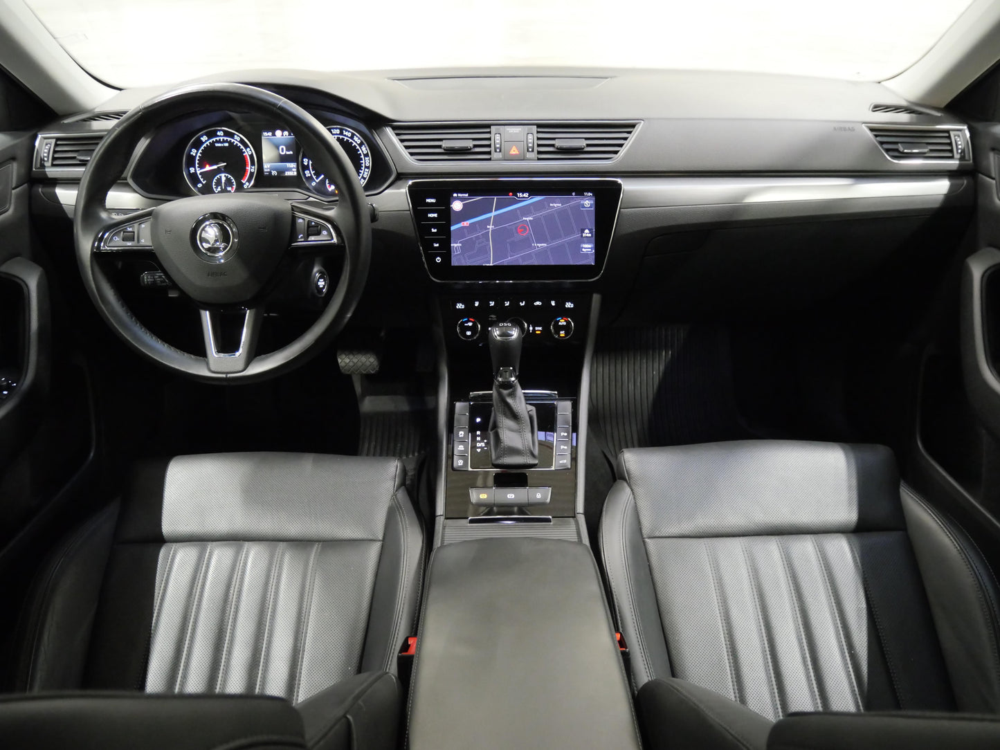 Škoda Superb 2.0 TSI 162 kW Style Plus