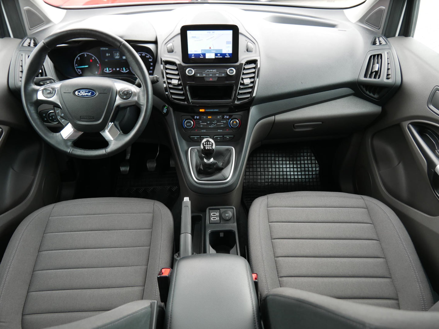 Ford Tourneo Connect 1.5 TDCi 88 kW Titanium