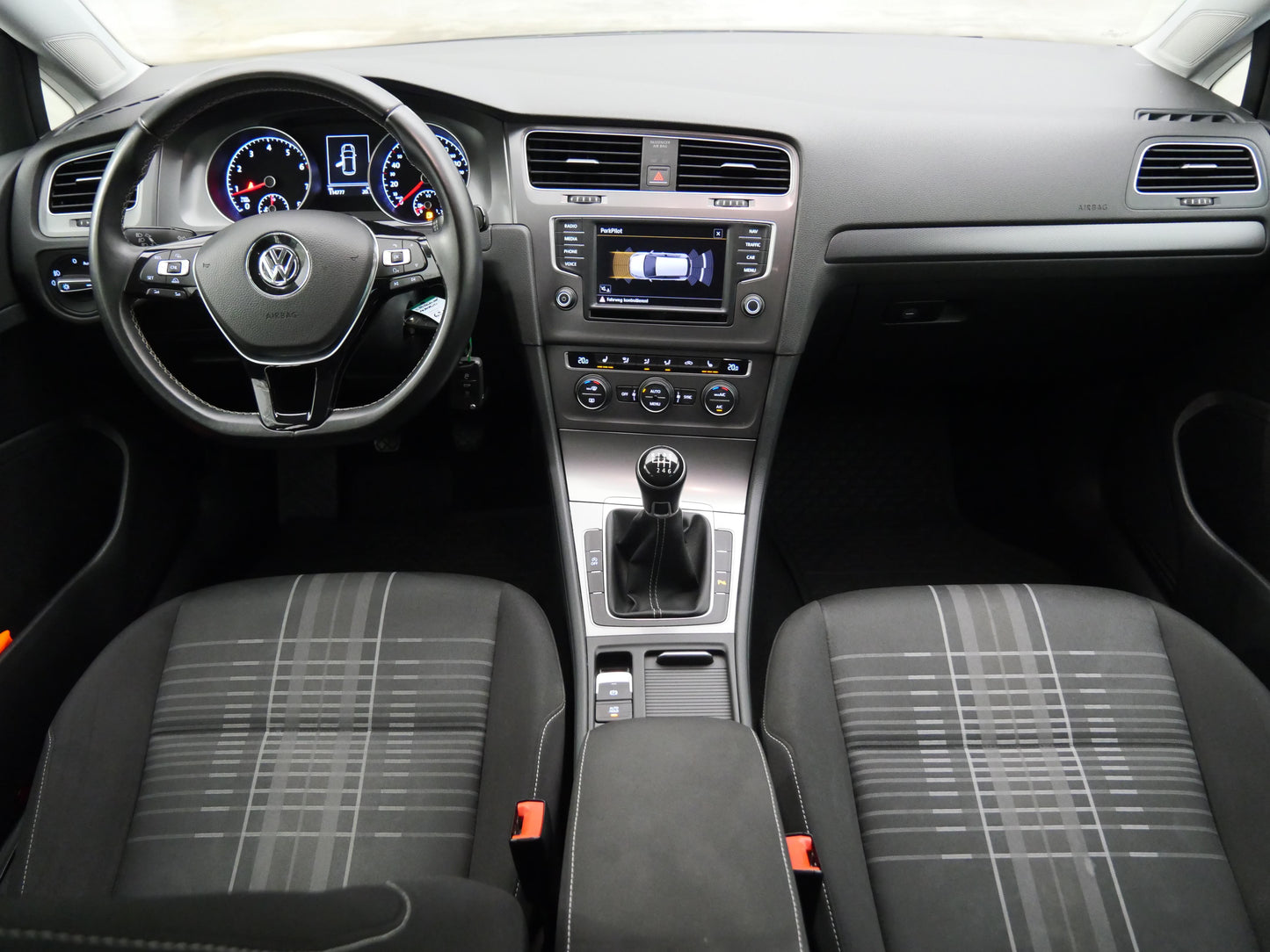 Volkswagen Golf 1.4 TSI 92 kW Lounge