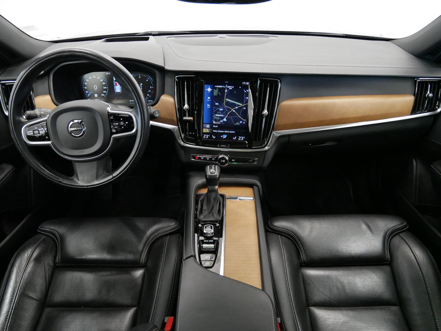 Volvo V90 D4 140 kW AWD Inscription