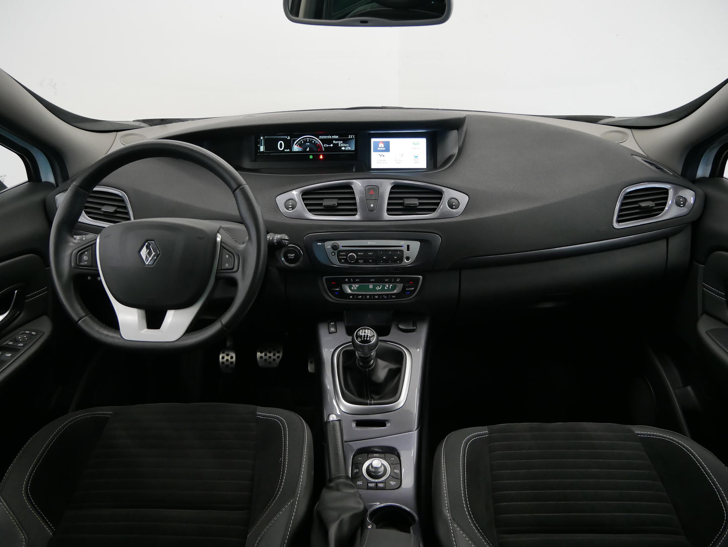 Renault Scénic 1.6 dCi 96 kW X-MOD Privilege