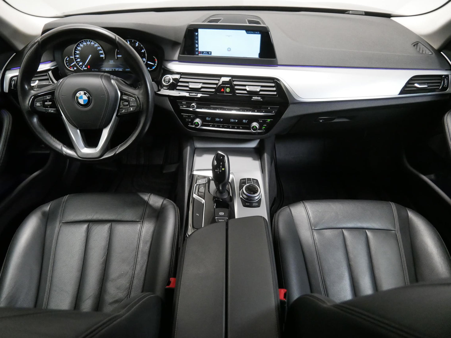 BMW Řada 5 520d xDrive 140 kW