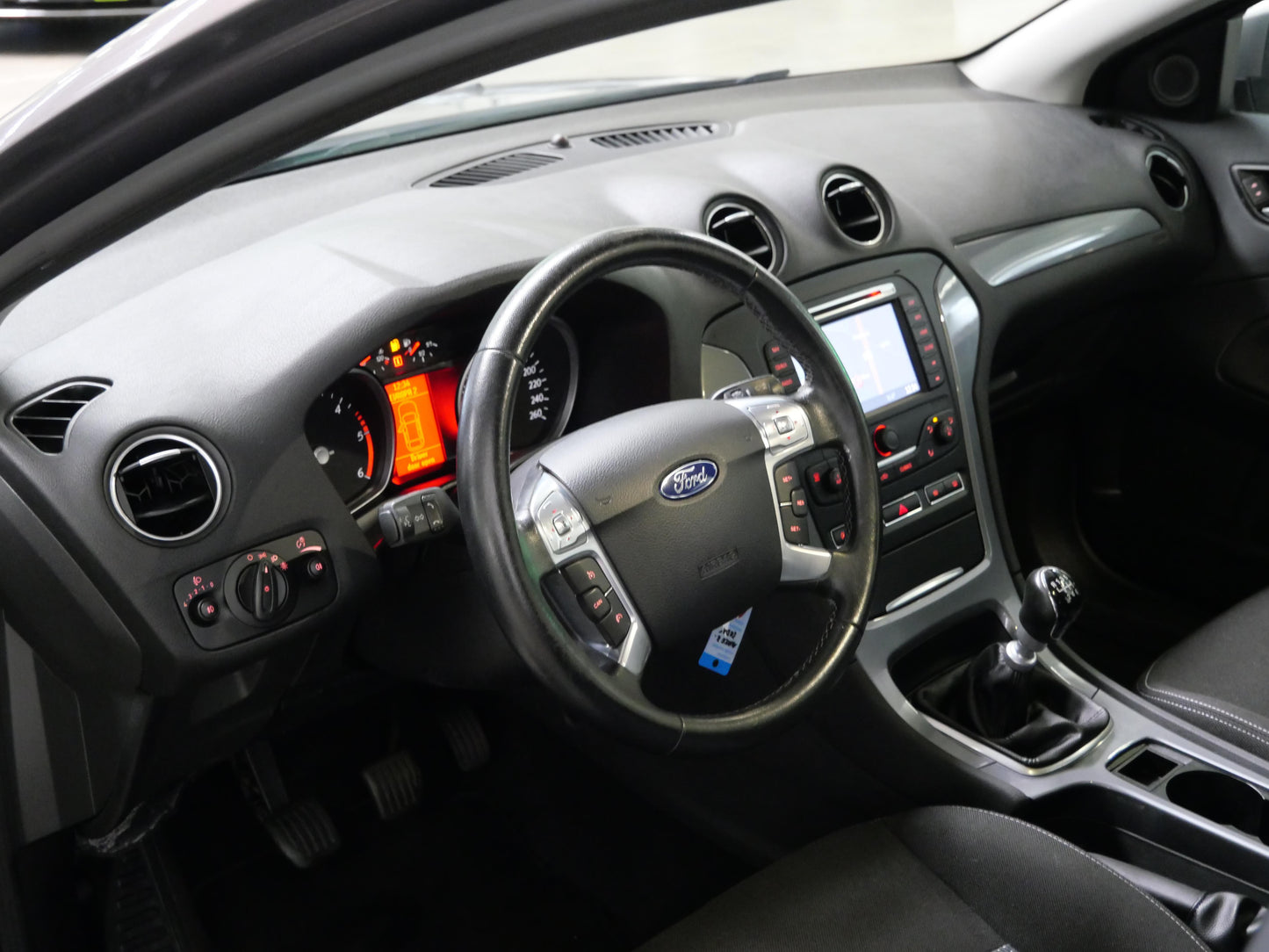 Ford Mondeo 1.6 TDCI 85 kW Titanium