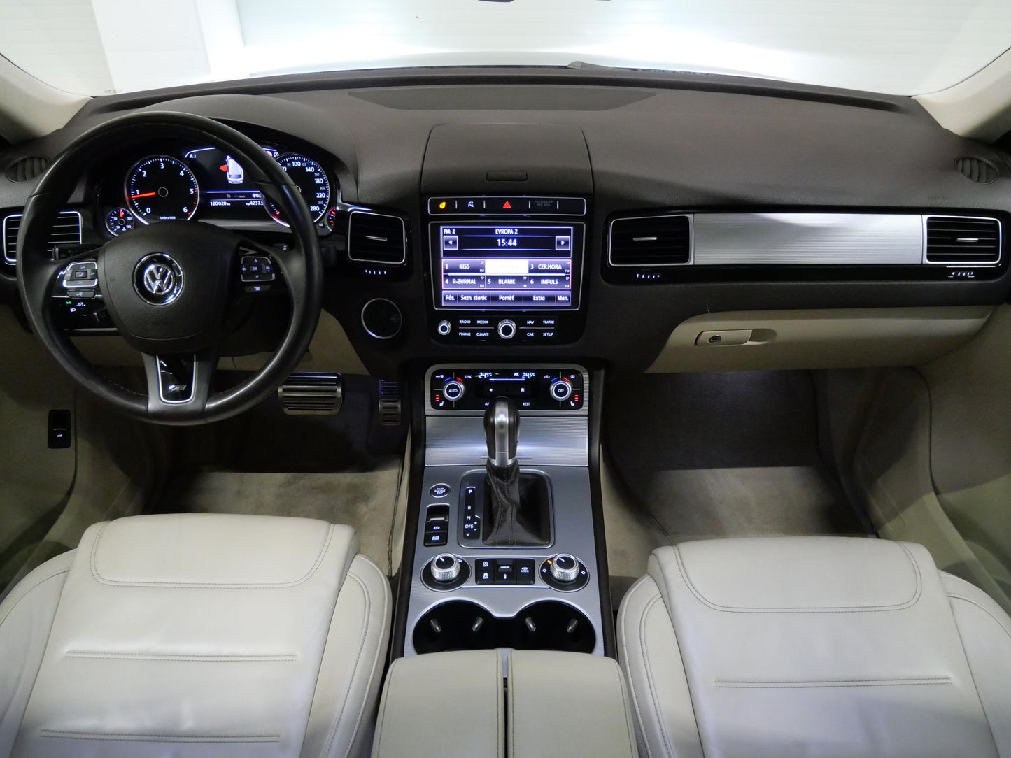 Volkswagen Touareg 3.0 TDI V6 193 kW R-line