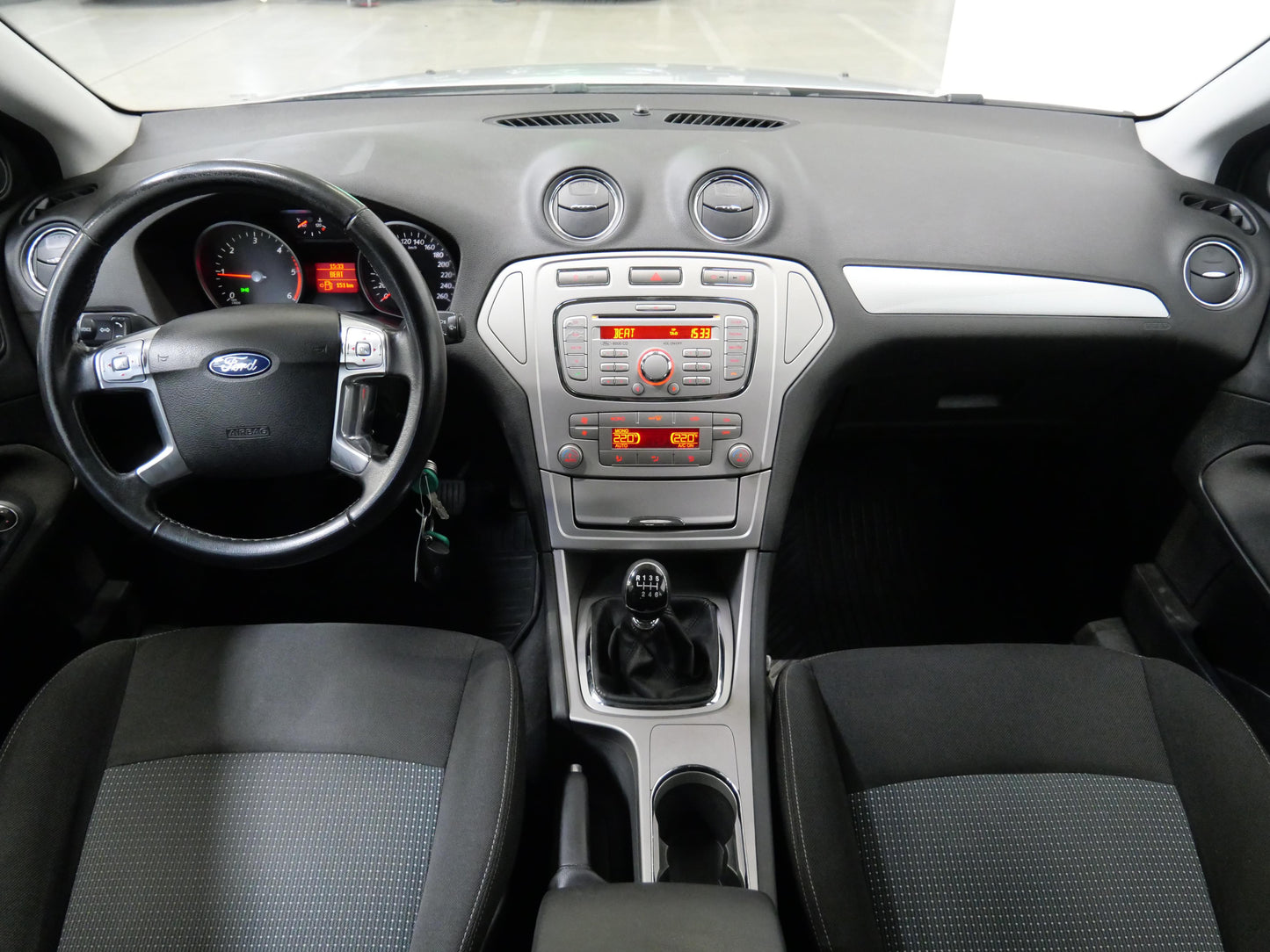 Ford Mondeo 1.8 TDCI 92 kW