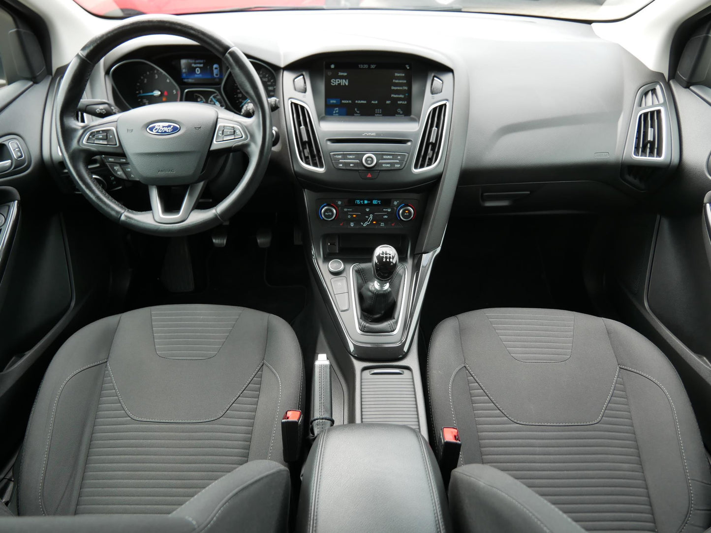 Ford Focus 2.0 TDCI 110 kW Titanium