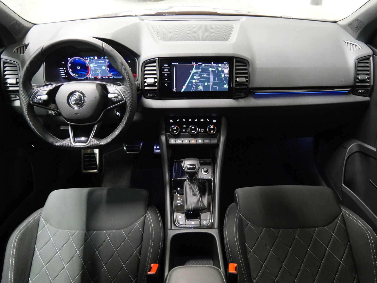Škoda Karoq 1.5 TSI 110 kW DSG SportLine