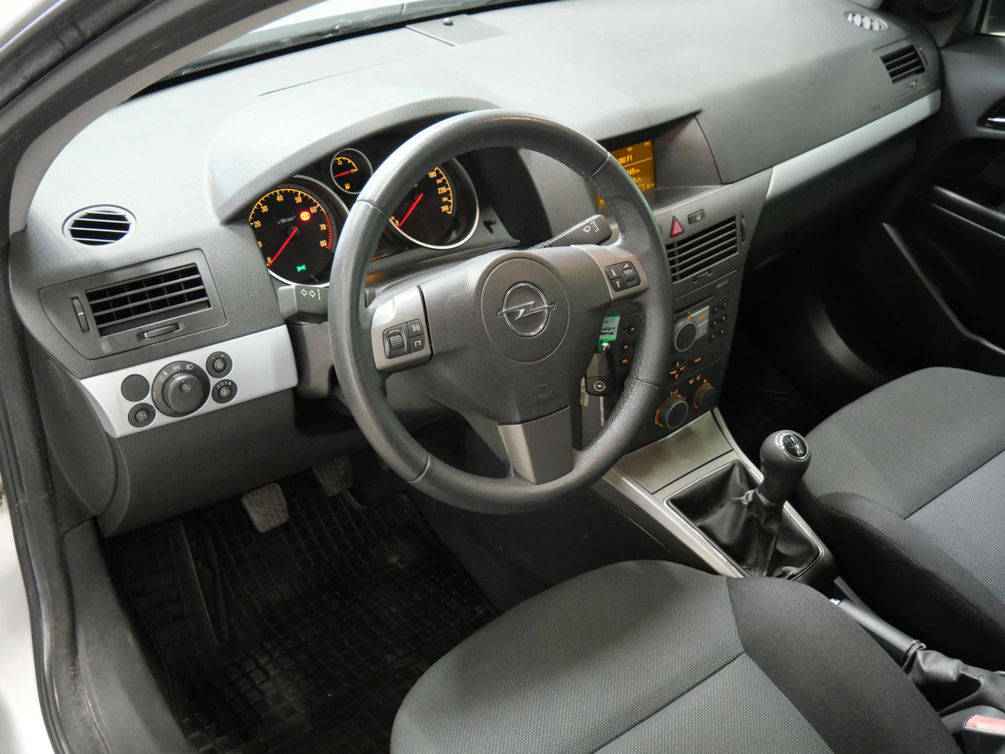 Opel Astra 1.6 16V 77 kW Enjoy