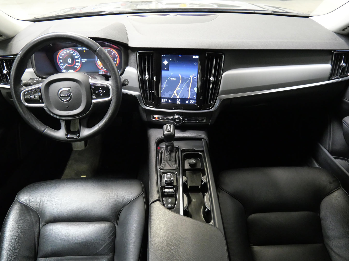 Volvo V90 2.0 D4 140 kW Momentum