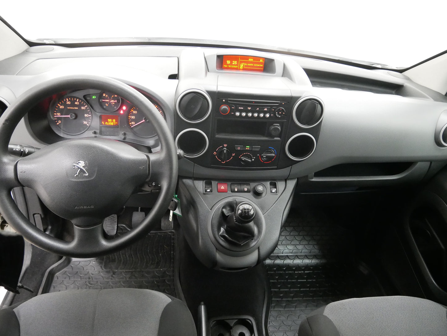 Peugeot Partner 1.6 BlueHDi 55 kW Furgon L1
