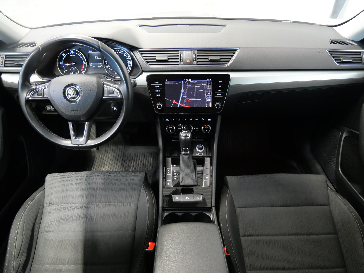 Škoda Superb 2.0 TDI 140 kW Ambition