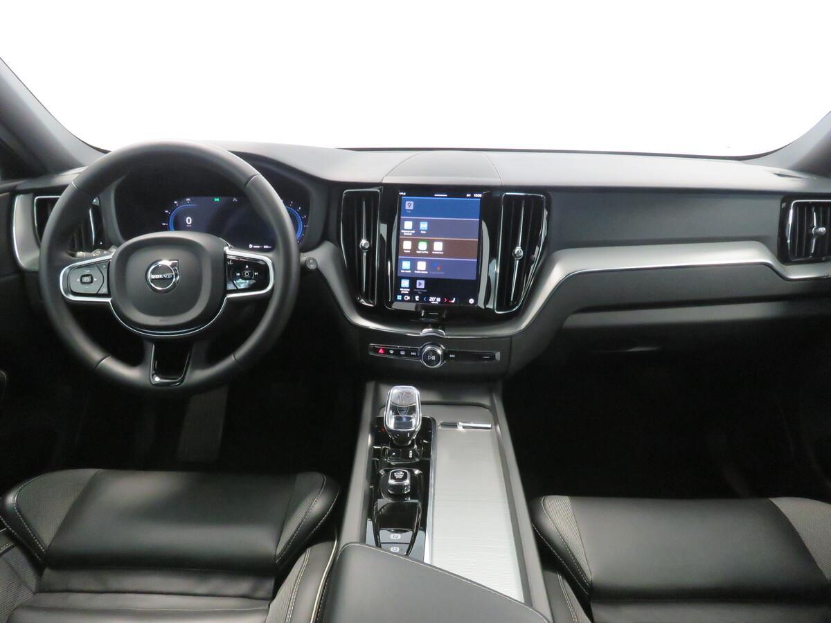 Volvo XC60 B5 184 kW AWD Plus Dark