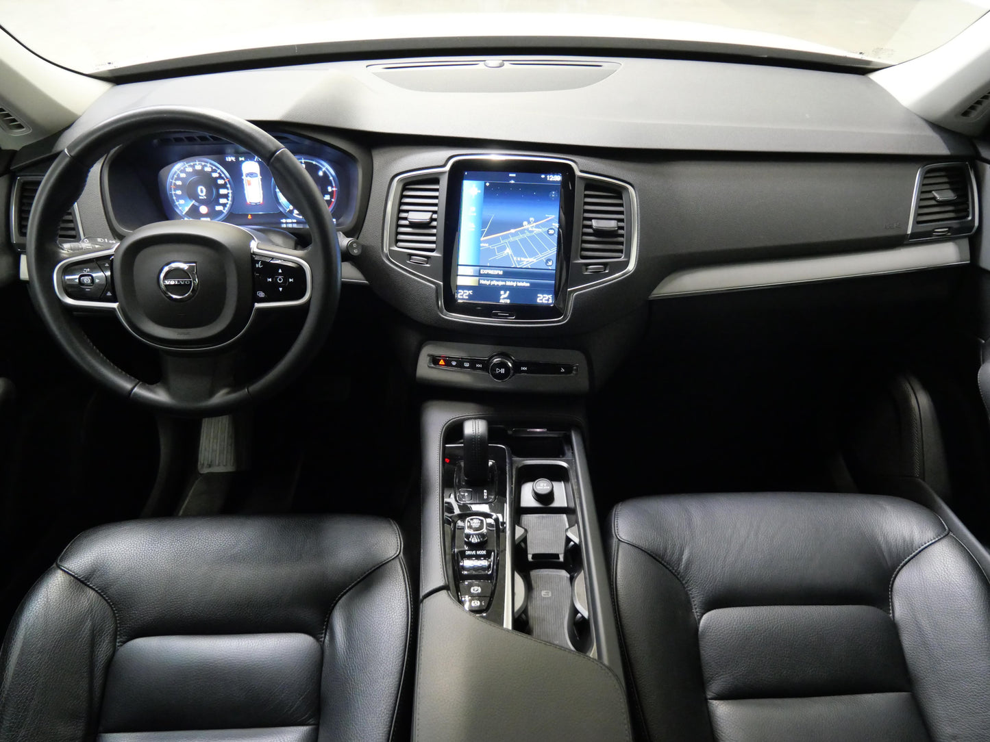 Volvo XC90 2.0 B5 173 kW Momentum Pro