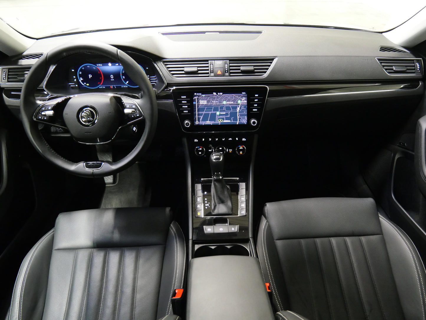 ŠKODA Superb 2.0 TDI 147 kW L&K