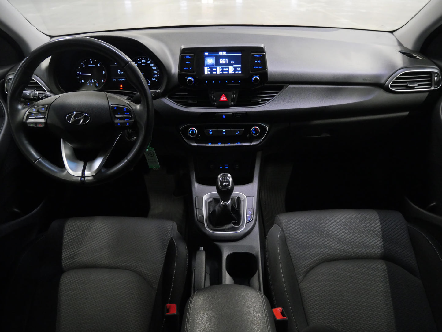 Hyundai i30 1.6 CRDi 100 kW TRIKOLOR KOMFO