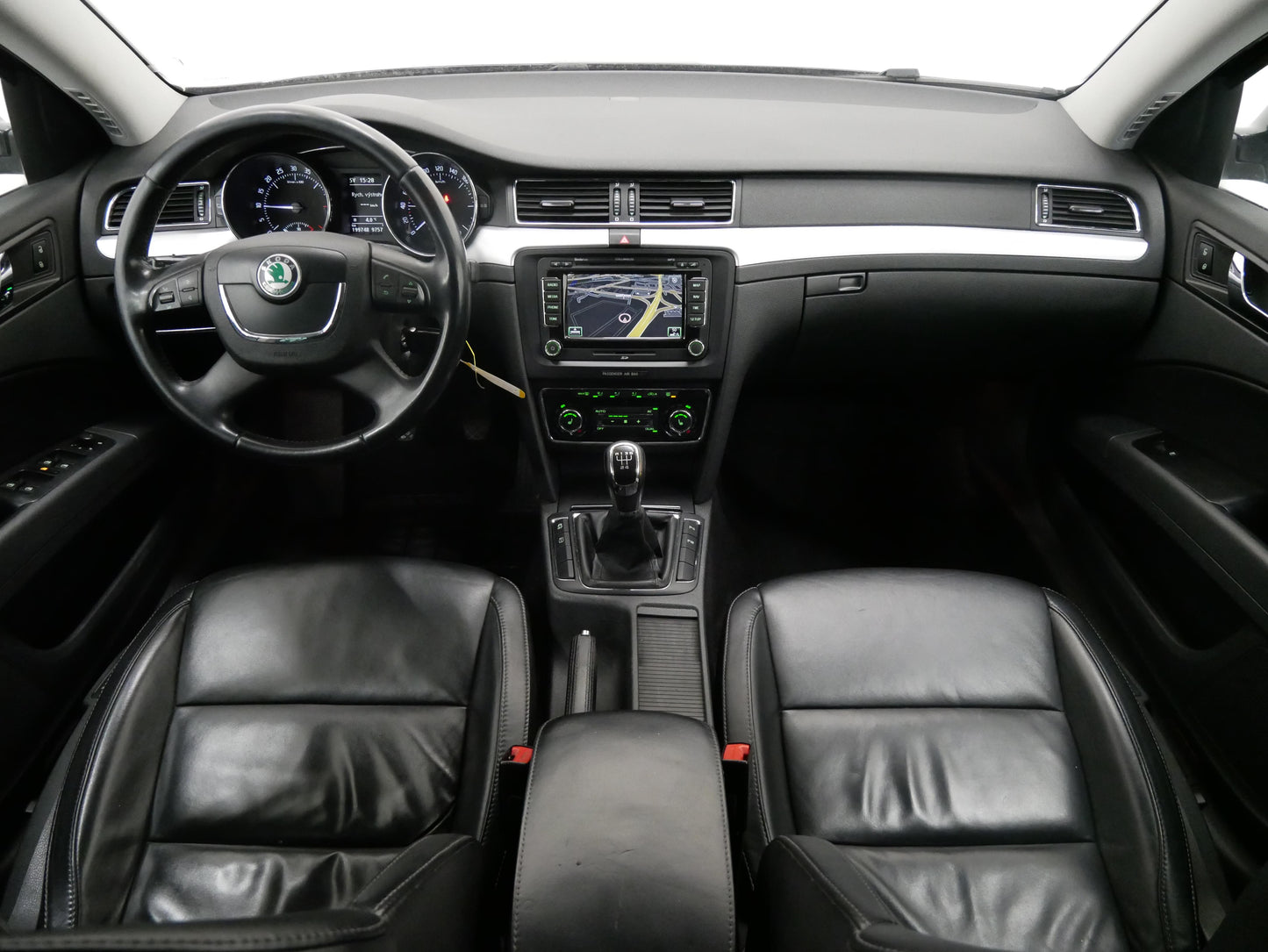 Škoda Superb 1.6 TDI 77 kW Elegance