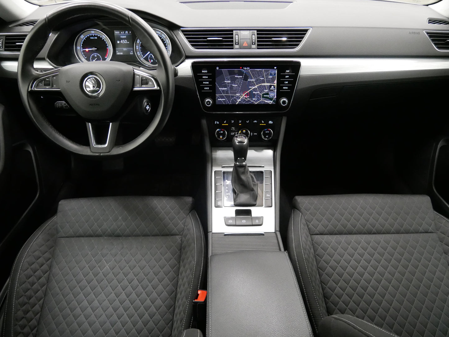 Škoda Superb 2.0 TDI 110 kW Ambiton Plus